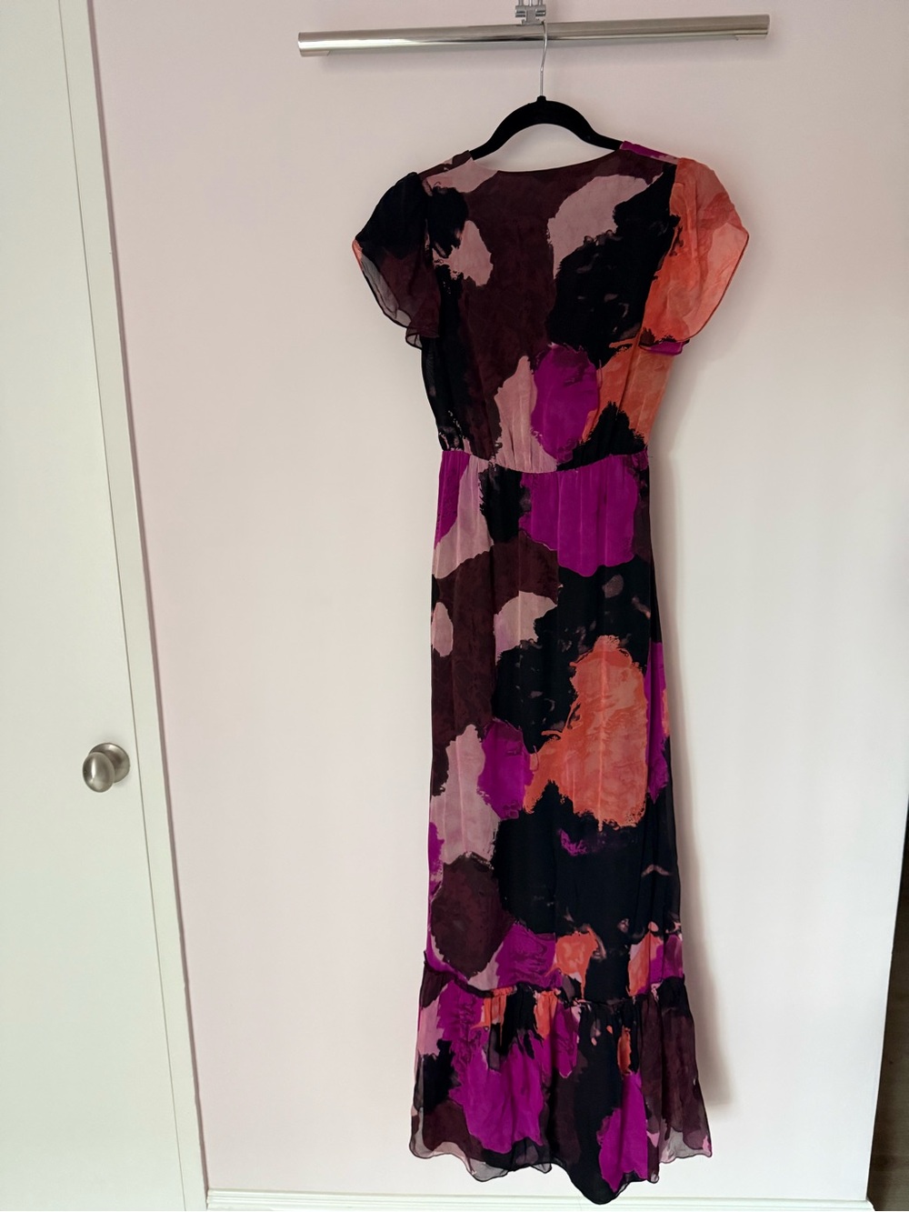 Diane von Furstenberg Silk Wrap Maxi Dress Purple Floral VNeck Flutter Sleeve XS - Picture 10 of 12